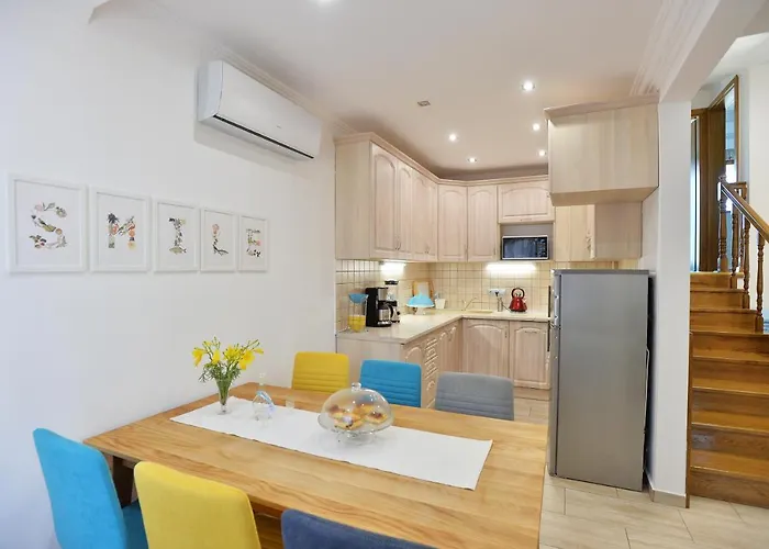 Otthonom Vendeghaz בית הארחה